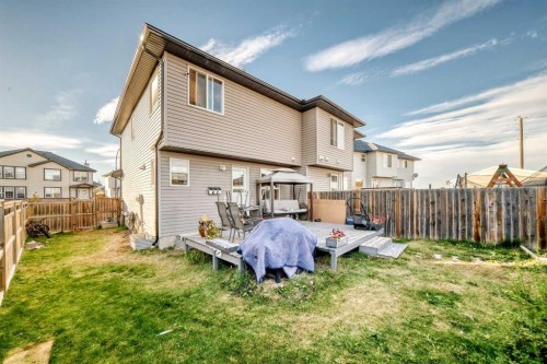 79 Saddlebrook Common Ne, Calgary, AB - Outdoor