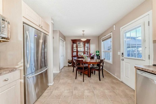 79 Saddlebrook Common Ne, Calgary, AB - Indoor