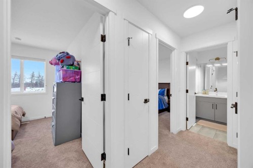 16 Magnolia Bay Se, Calgary, AB - Indoor Photo Showing Other Room