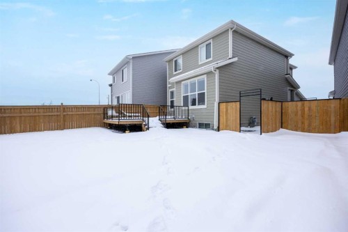 16 Magnolia Bay Se, Calgary, AB - Outdoor