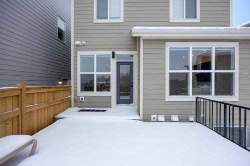 16 Magnolia Bay Se, Calgary, AB - Outdoor With Exterior