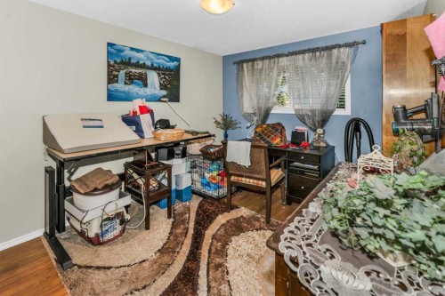 46 Marbrooke Circle Ne, Calgary, AB - Indoor