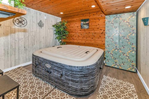 46 Marbrooke Circle Ne, Calgary, AB - 