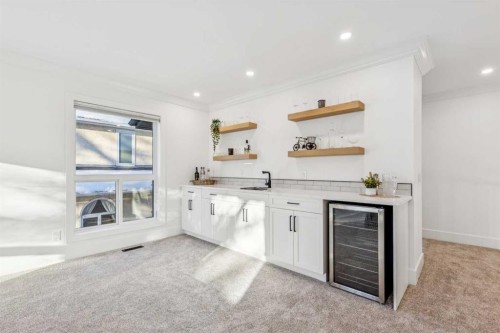 5 Mckenzie Lake Point Se, Calgary, AB - Indoor