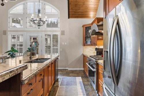 12 Antelope Lane, Banff, AB - Indoor Photo Showing Kitchen With Double Sink With Upgraded Kitchen