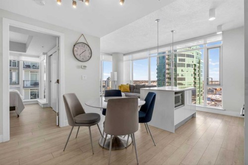 2604-1188 3 Street Se, Calgary, AB - Indoor Photo Showing Dining Room