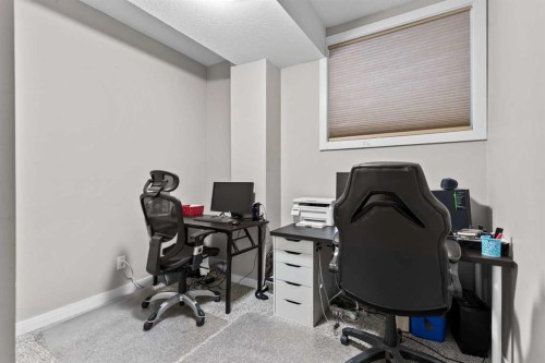 18 Evanscrest Heights Nw, Calgary, AB - Indoor Photo Showing Office