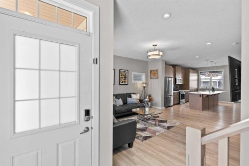 18 Evanscrest Heights Nw, Calgary, AB - Indoor