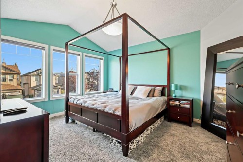 92 Cranwell Green Se, Calgary, AB - Indoor Photo Showing Bedroom