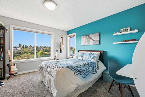92 Cranwell Green Se, Calgary, AB - Indoor Photo Showing Bedroom