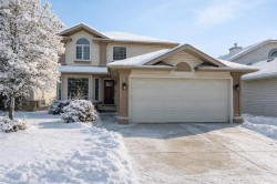 161 Douglasview Rise SE Calgary, AB T2Z 2H8