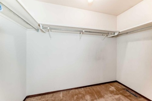 219 Point Mckay Terrace Nw, Calgary, AB - Indoor Photo Showing Other Room