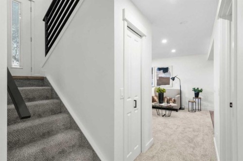 144 Deer Ridge Way Se, Calgary, AB - Indoor Photo Showing Other Room