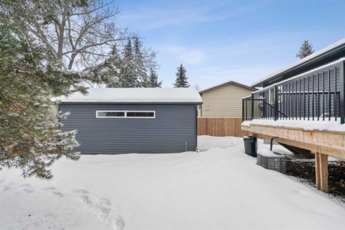 144 Deer Ridge Way Se, Calgary, AB - Outdoor With Exterior