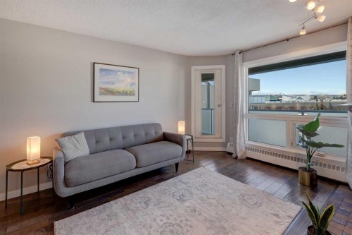 406-3747 42 Street Nw, Calgary, AB - Indoor Photo Showing Living Room