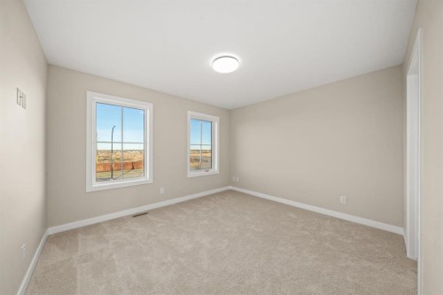 29 Sora Gate Se, Calgary, AB - Indoor Photo Showing Other Room