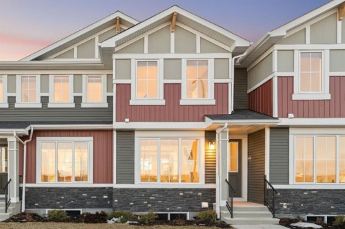 29 Sora Gate Se, Calgary, AB - Outdoor With Facade