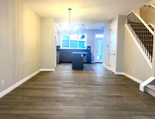 29 Sora Gate Se, Calgary, AB - Indoor Photo Showing Other Room