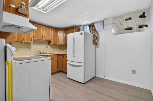 3283 Dover Ridge Drive Se, Calgary, AB - Indoor