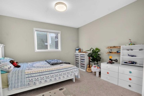 146 Marquis Common Se, Calgary, AB - Indoor Photo Showing Bedroom