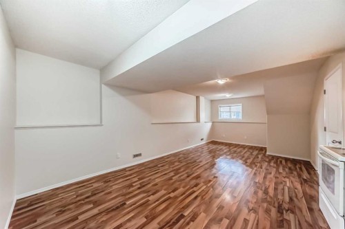 576 Stonegate Way Nw, Airdrie, AB - Indoor Photo Showing Other Room