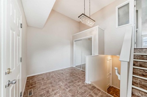 576 Stonegate Way Nw, Airdrie, AB - Indoor Photo Showing Other Room