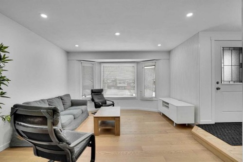 315 Templewood Place Ne, Calgary, AB - Indoor