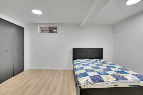315 Templewood Place Ne, Calgary, AB - Indoor Photo Showing Bedroom