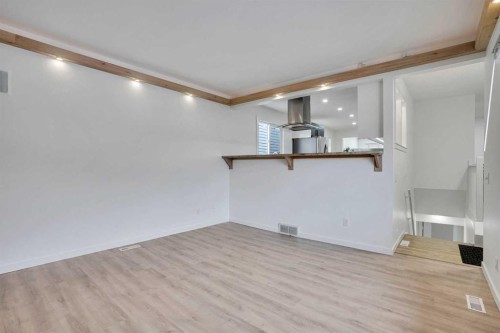 315 Templewood Place Ne, Calgary, AB - Indoor Photo Showing Other Room