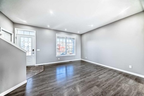 392 Auburn Crest Way Se, Calgary, AB - Indoor Photo Showing Other Room