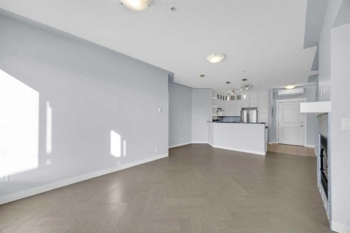 305-35 Inglewood Park Se, Calgary, AB - Indoor
