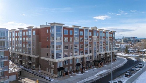 305-35 Inglewood Park Se, Calgary, AB - Outdoor With Balcony