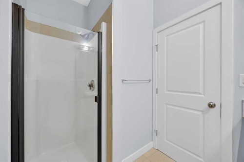 305-35 Inglewood Park Se, Calgary, AB - Indoor