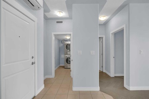 305-35 Inglewood Park Se, Calgary, AB - Indoor
