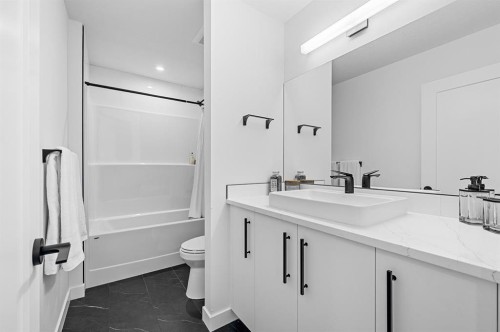 568 Walgrove Boulevard Se, Calgary, AB 