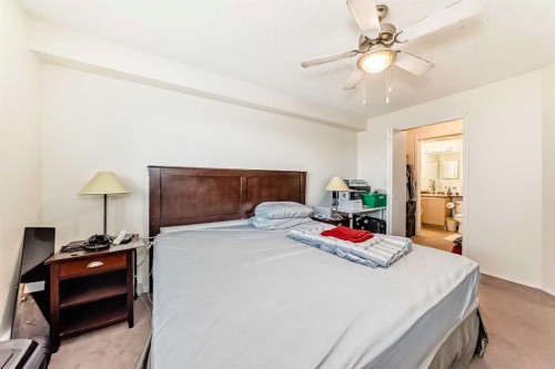 3211-4975 130 Avenue Se, Calgary, AB - Indoor Photo Showing Bedroom