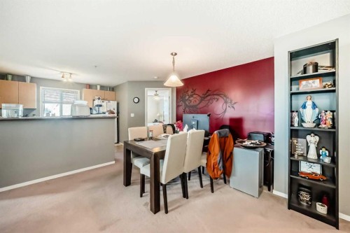 3211-4975 130 Avenue Se, Calgary, AB - Indoor Photo Showing Other Room