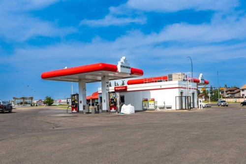 55 Falton Rise Ne, Calgary, AB - Outdoor