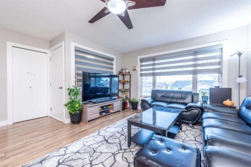 55 Falton Rise Ne, Calgary, AB - Indoor Photo Showing Living Room