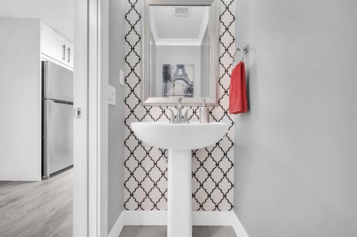 116-6440 4 Street Nw, Calgary, AB - Indoor Photo Showing Other Room