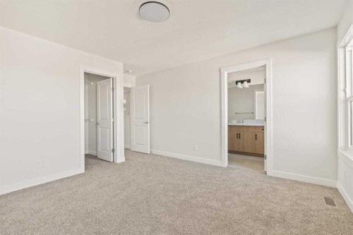 82 Royston Park Nw, Calgary, AB - Indoor