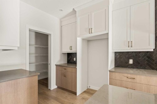 82 Royston Park Nw, Calgary, AB - Indoor