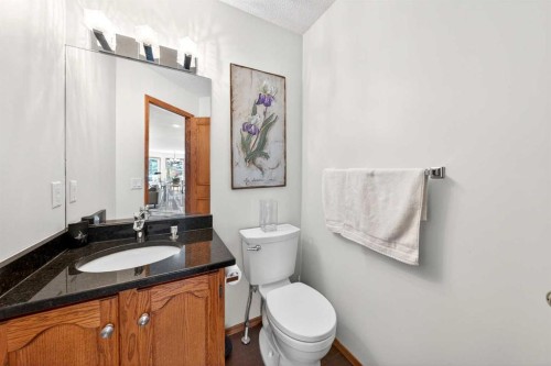 36 Edgevalley Place Nw, Calgary, AB - Indoor Photo Showing Bathroom