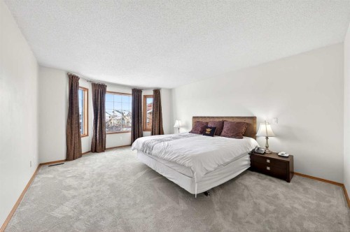 36 Edgevalley Place Nw, Calgary, AB - Indoor Photo Showing Bedroom