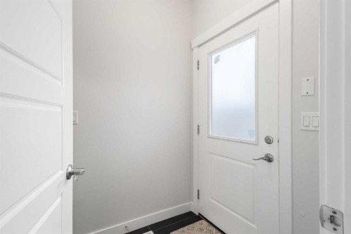 4031 79 Street Nw, Calgary, AB - Indoor Photo Showing Other Room