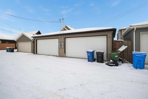 4031 79 Street Nw, Calgary, AB - Outdoor With Exterior