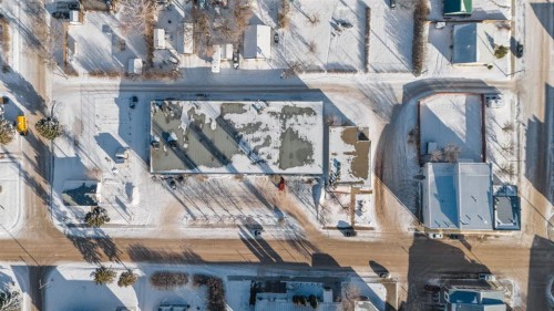 308 2 Avenue, Bassano, AB 