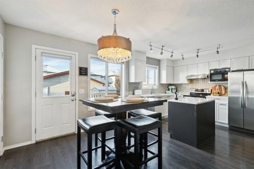 4 Copperfield Rise Se, Calgary, AB - Indoor