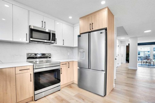 309 Falwood Way Ne, Calgary, AB - Indoor Photo Showing Kitchen With Stainless Steel Kitchen