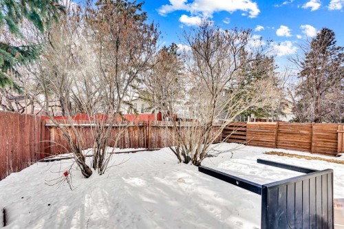 139 Castleglen Way Ne, Calgary, AB - Outdoor